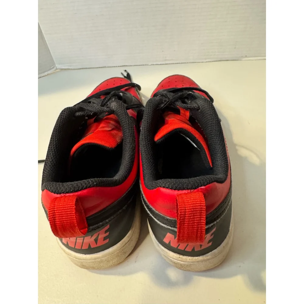 Boys Nike Court Borough Low 2 Sneakers Size 7Y Red/Black